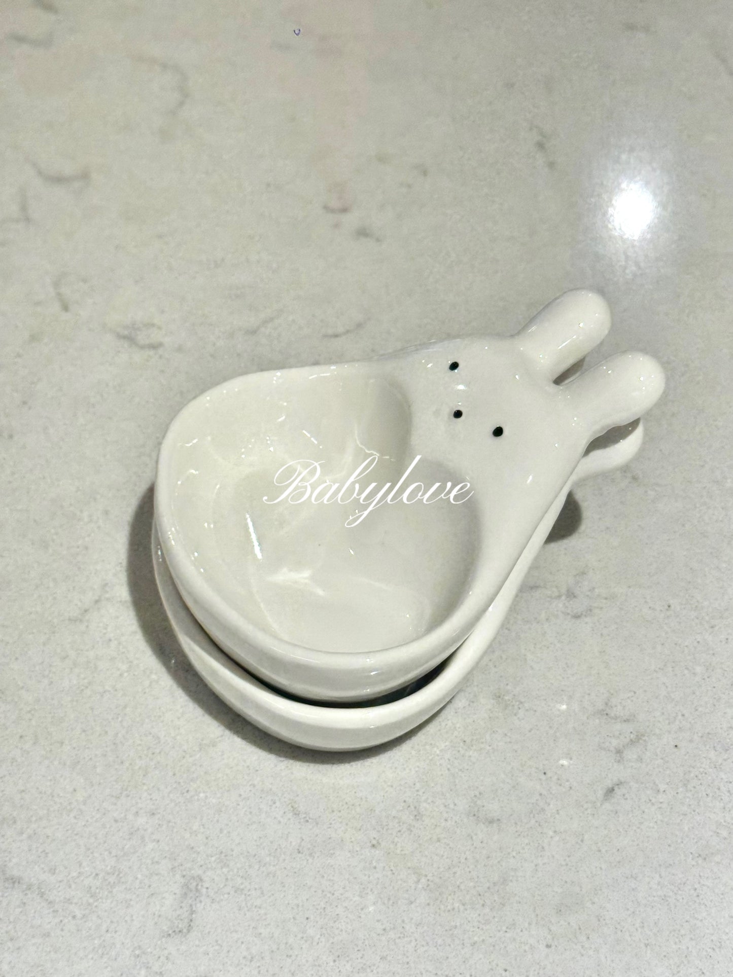 Cute Bunny Ear Ceramic Sauce Dish – Divided Condiment &amp; Snack Plate