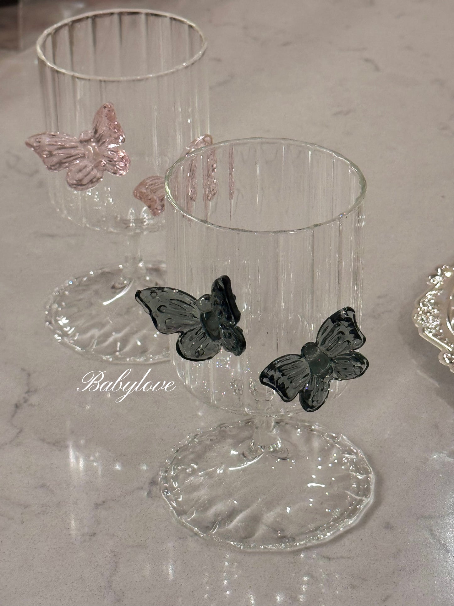Elegant Butterfly Crystal Wine Glass – Romantic Goblet for Special Occasions