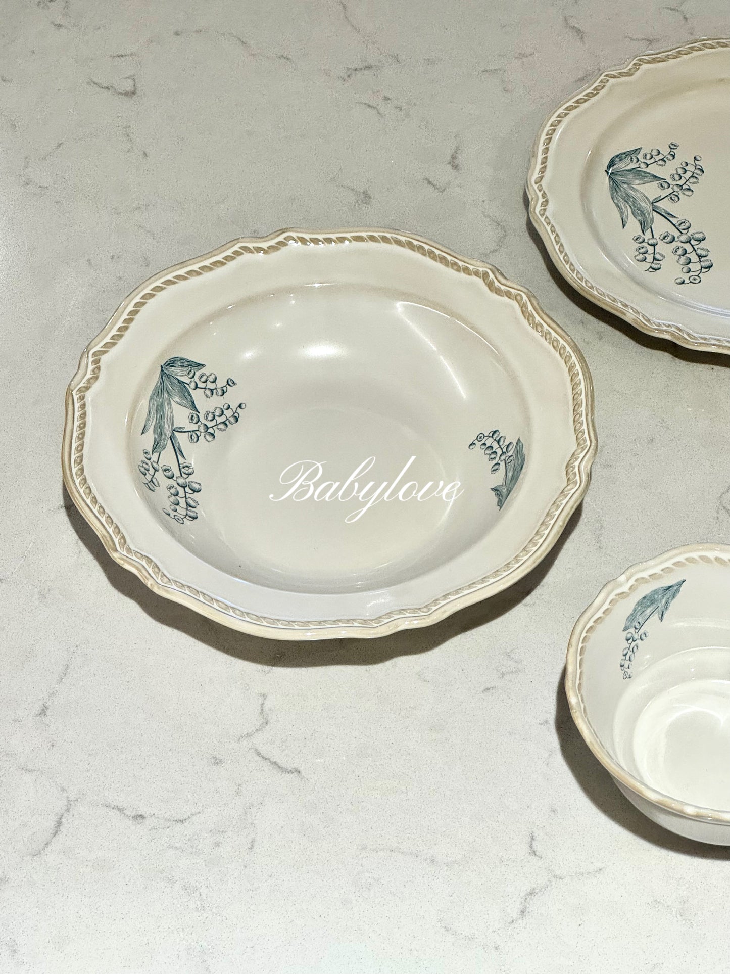 Palace-Inspired Ceramic Tableware Set