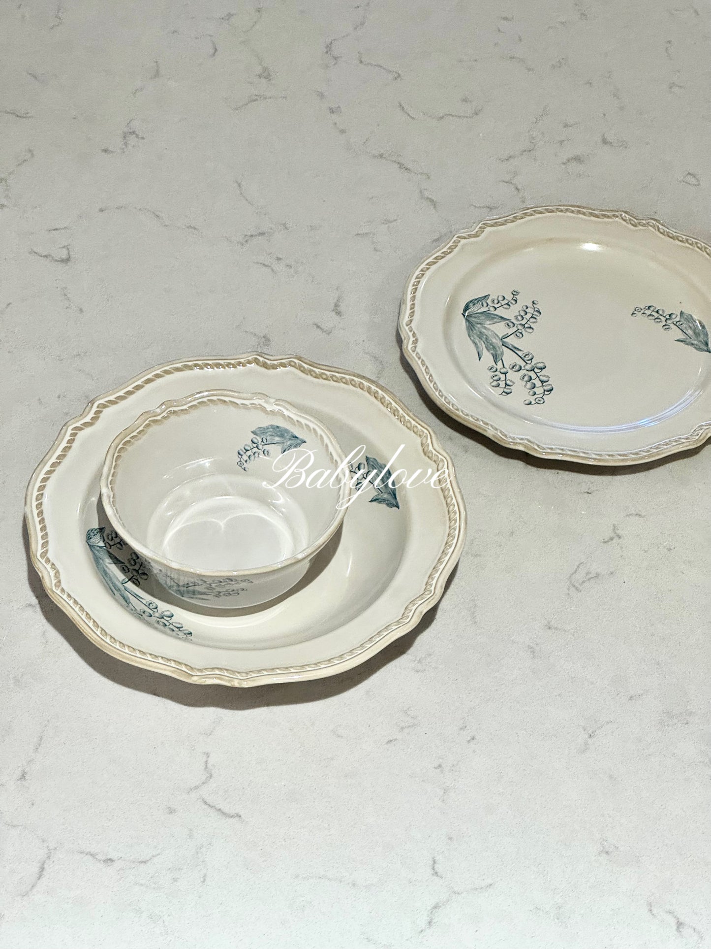 Palace-Inspired Ceramic Tableware Set