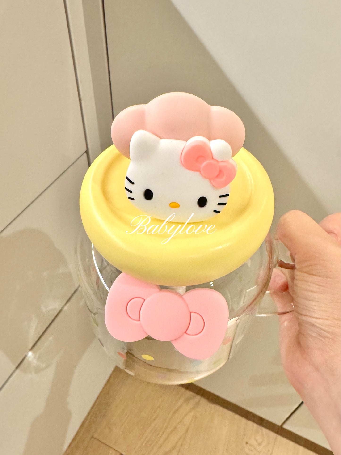 Hello Kitty Large Capacity Glass Tumbler with Straw 🧸🎀